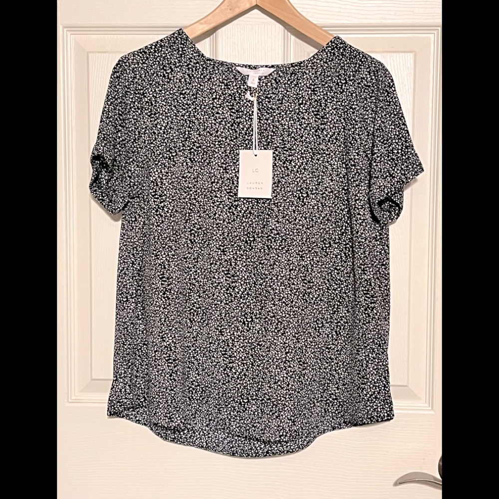 NWT! Lauren Conrad Flower Detail Blouse
